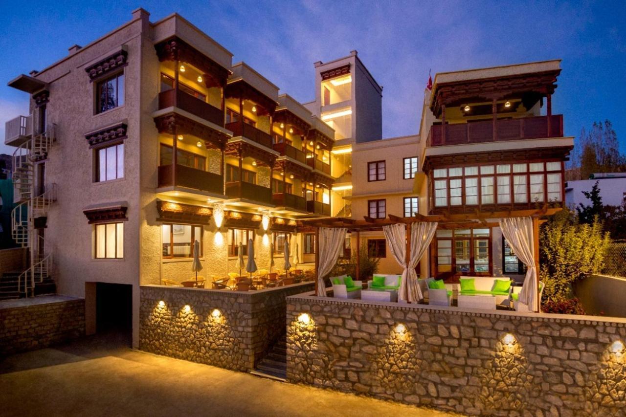 Ashoka Ladakh Hotel Leh Exterior foto